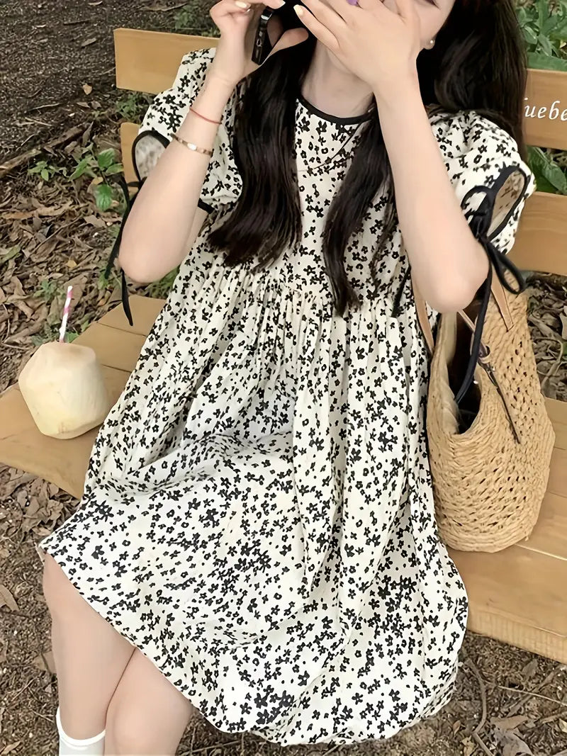 Women'S Summer Floral Dress with Lace-Up Detail - Casual Loose Fit, Round Neck, Short Sleeves, White with Black Floral Print, Perfect for Outdoor & Beachwear, Beach Dresses