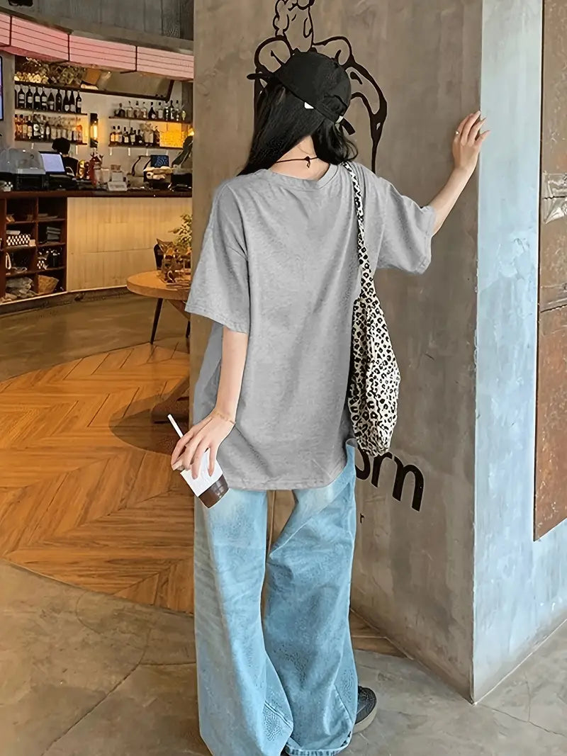 Women'S Y2K Style V-Neck Short Sleeve T-Shirt - Loose Fit, Casual Summer Top with "I'm Not Old I'm Classic" Graphic Print, Gray, High Stretch Fabric, Versatile Half Sleeve Tee for Casual Attire, Everyday Tshirt | Y2K Fashion | Highstretch Material